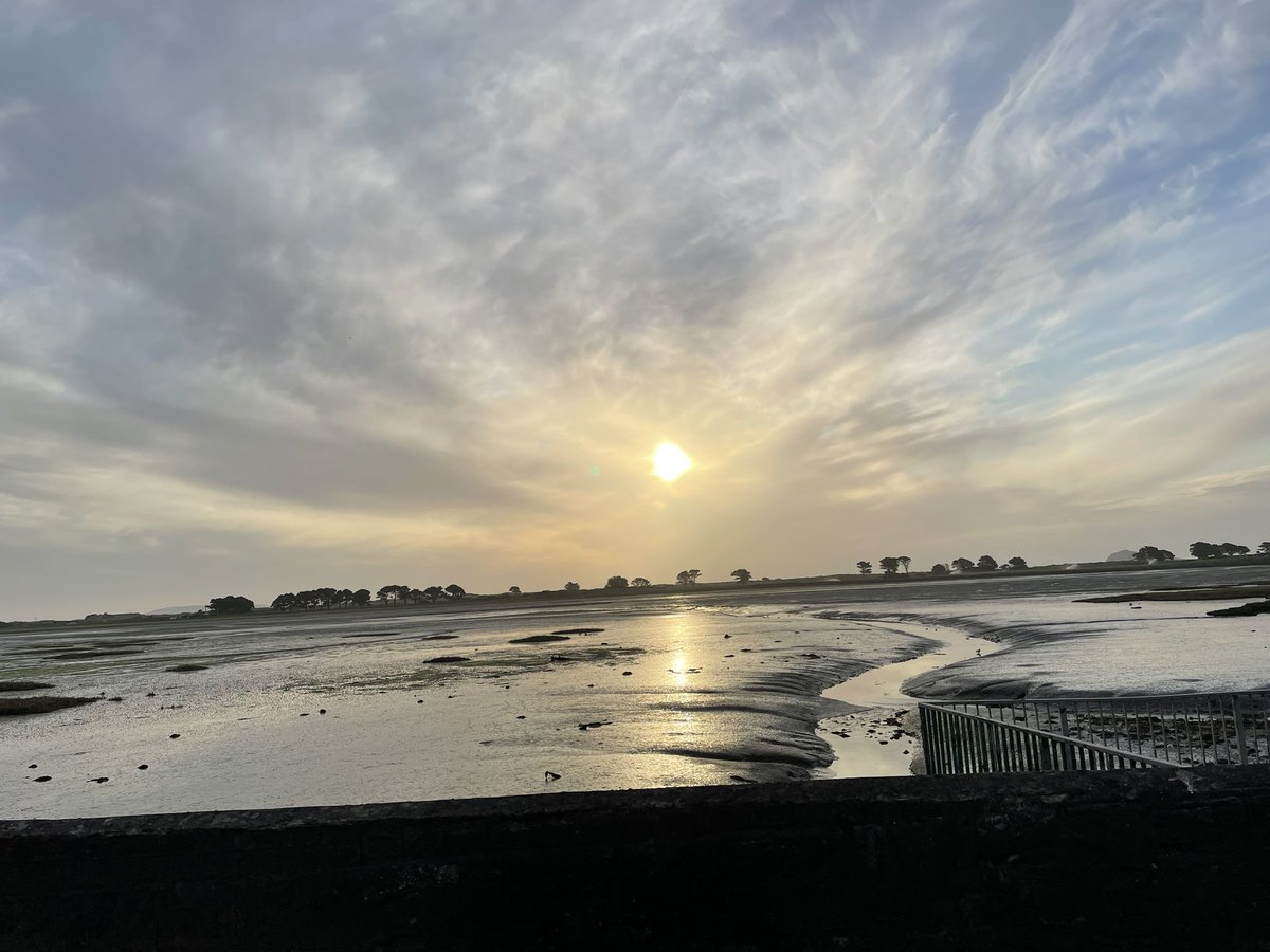 DonnellyFergal's tweet photo. #Sun has risen at #Moyne #Bridge and #Portmarnock #Beach. A #triple #masted ship #anchored off Portmarnock Beach. https://t.co/Ha5tWfEGl2