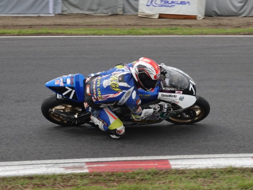 karokarotaro's tweet image. ゼッケン71番八木選手、ポールポジションから見事優勝！おめでとうございます🏆️

#ZERO4 #TOT #TASTEOFTSUKUBA