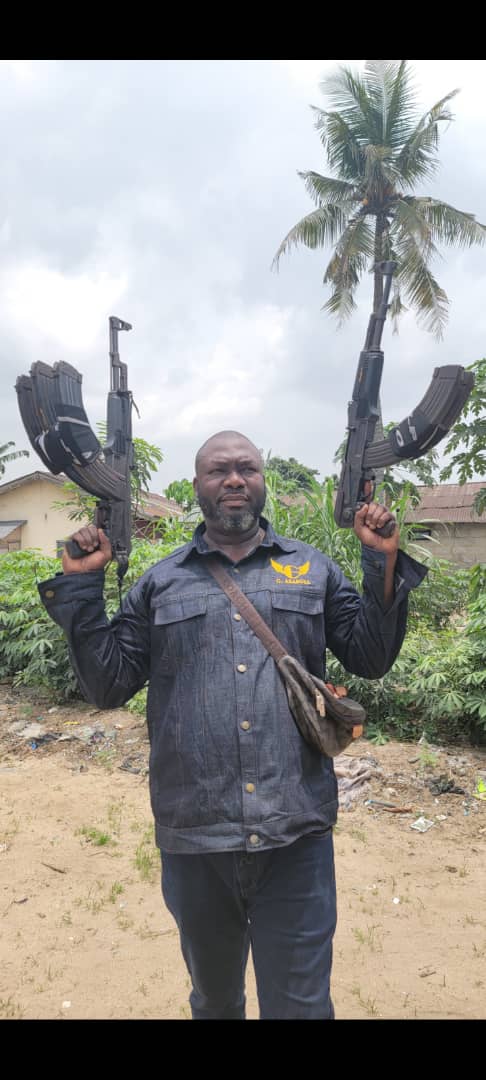AsabujaGeneral's tweet photo. I am now born again and I believe in the law of Moses. Pls don't match me bcos if you do I will retaliate.
General Asabuja - Head of Operations Movement for the Emancipation of the Niger Delta (MEND) https://t.co/Hks7wDkSwT