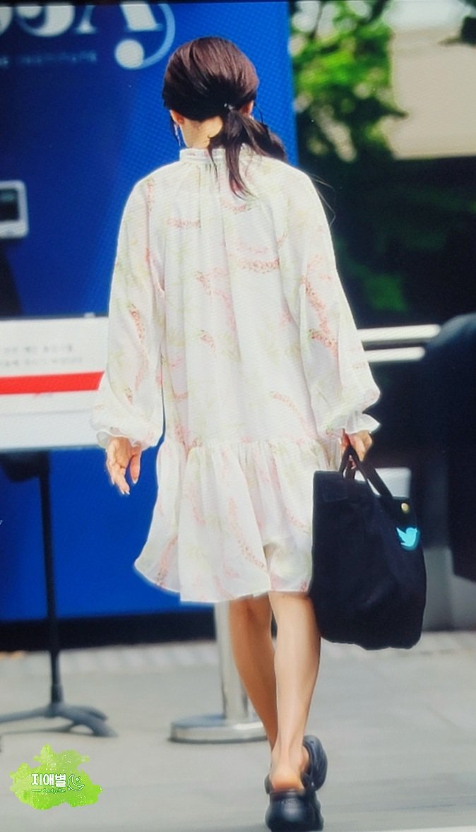 지애별💖 tweet media