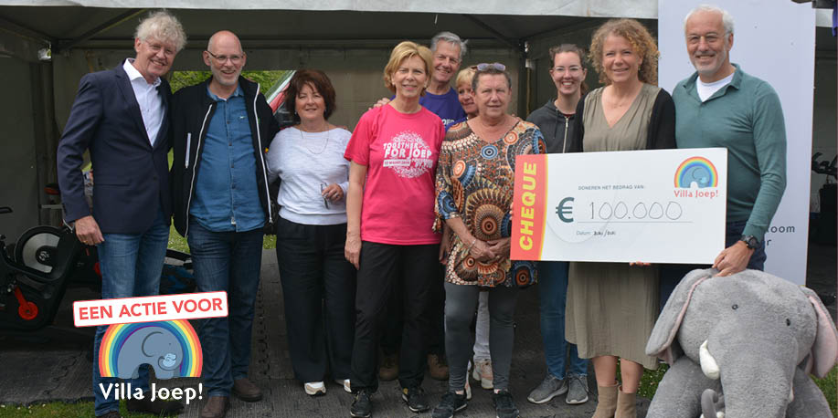 Op 5 mei organiseerde Spin For Life Vlaardingen een mini-spinning-event voor Villa Joep. Op deze mooie dag in het Oranjepark in Vlaardingen ontving onze oprichtster Leontine Heisen een cheque van maar liefst 100.000 euro. #dankbaar