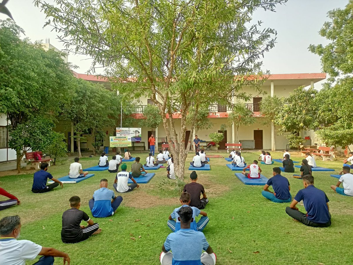 SAI_Chandigarh's tweet photo. Celebrating First Day Yoga in STC Mastuana Sahib (Pb) on 14th May, 2022
#NewIndiaFitIndia #FitIndiaMovement #IDY2022 https://t.co/uTdBO4CJRC