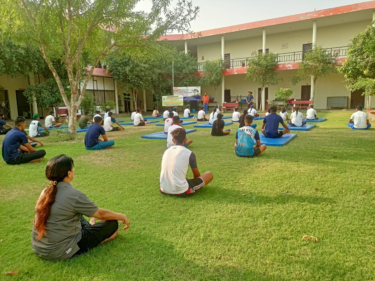 SAI_Chandigarh's tweet photo. Celebrating First Day Yoga in STC Mastuana Sahib (Pb) on 14th May, 2022
#NewIndiaFitIndia #FitIndiaMovement #IDY2022 https://t.co/uTdBO4CJRC