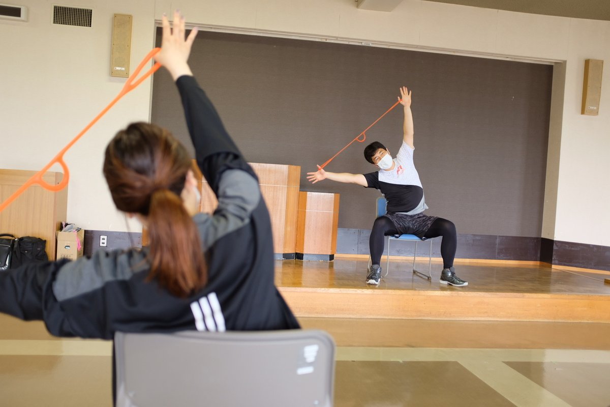 mstc20201's tweet photo. 【5/14💪チューブトレーニング教室💪】
本日は第1回目のチューブトレーニング教室！

モビバンマスターインストラクターNOBU高橋先生の面白くわかりやすいご指導で皆さん楽しそうにされていました。

次回は6/4(土)10:30から！
参加費無料です。
お申し込みは（https://t.co/CTPPI9O1Uy）からどうぞ！ https://t.co/mySfjKVA80