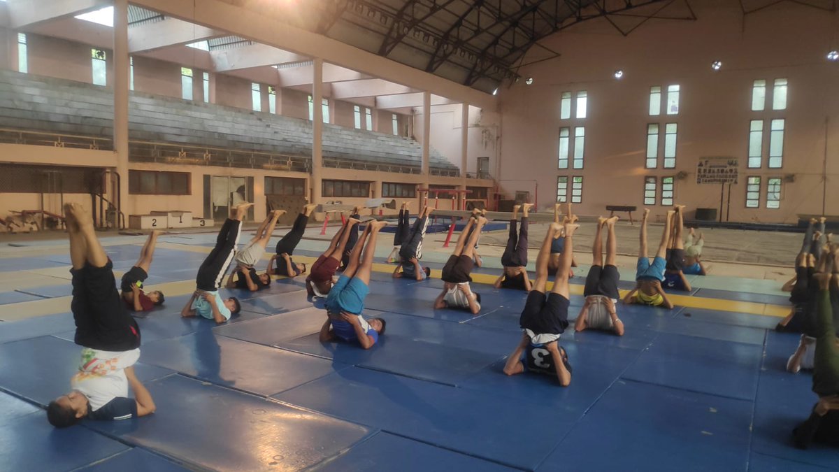 SAI_Chandigarh's tweet photo. Celebrating First Day Yoga in STC Ludhiana (Pb) on 14th May, 2022
#NewIndiaFitIndia #FitIndiaMovement #IDY2022 https://t.co/JKpxcIHxIw