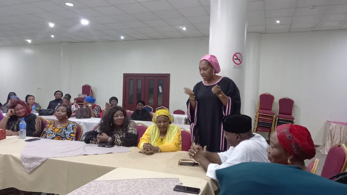 PeterObi's tweet photo. On Tuesday, I met with the @OfficialPDPNig National &amp; State Women leaders. I shared my vision and plan of turning Nigeria around and assured them that, unlike what is currently obtainable, women will have a seat at the governance table. -PO https://t.co/6tgrd8Urwt