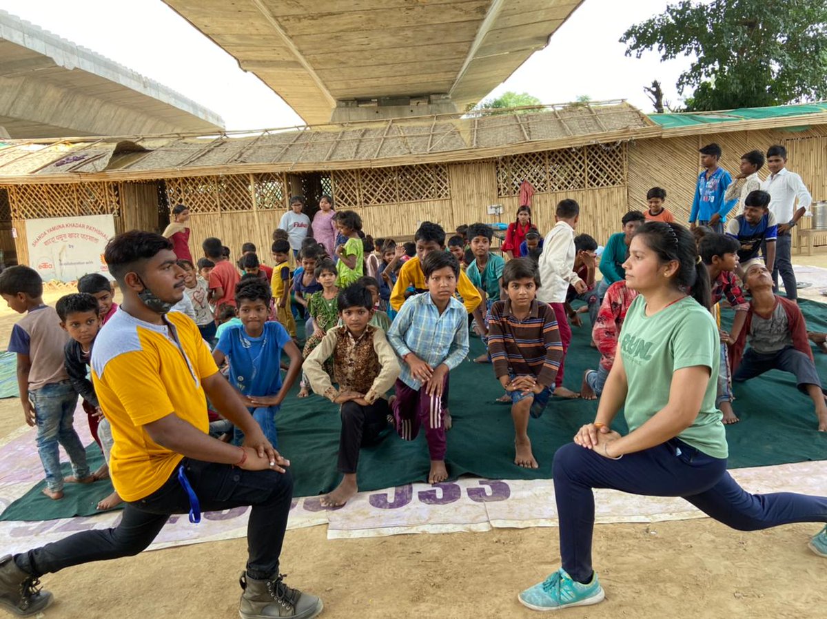MYBEastDelhi's tweet photo. #AzadiKaAmritMahotsav
@NYKEASTDELHI Organised yoga activity in Pathshala at Yamuna Khadar Village
@ianuragthakur @NisithPramanik @GautamGambhir @YASMinistry @Nyksindia @moayush #yoga4life #youthforyoga #IDY2022 https://t.co/Ok76eK5n5P