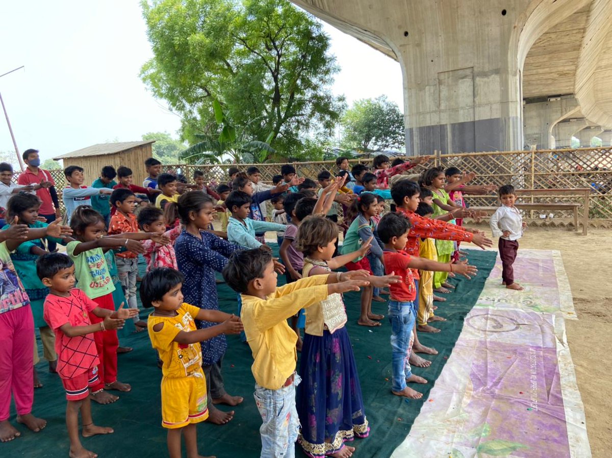 MYBEastDelhi's tweet photo. #AzadiKaAmritMahotsav
@NYKEASTDELHI Organised yoga activity in Pathshala at Yamuna Khadar Village
@ianuragthakur @NisithPramanik @GautamGambhir @YASMinistry @Nyksindia @moayush #yoga4life #youthforyoga #IDY2022 https://t.co/Ok76eK5n5P