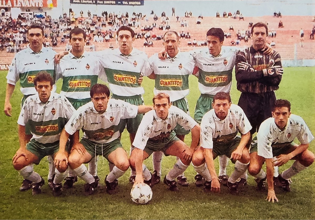 MSircolor's tweet photo. Hoy recordamos cuando el @elchecf salió del pozo de la 2ªB temporada 96-97 con jugadores como estos:#Iru #Héctor #Adolfo #Alberto #Juanmi #Sukunza #Jaume #Emilio #Eloy #Cuxart o #Claudio @NoticiasElcheCF @TodoElcheCF_ @JoveElx82 @Samu_JoveElx @NovedadesECF @estebantourelx @FPElx https://t.co/pMI5mhtbPu