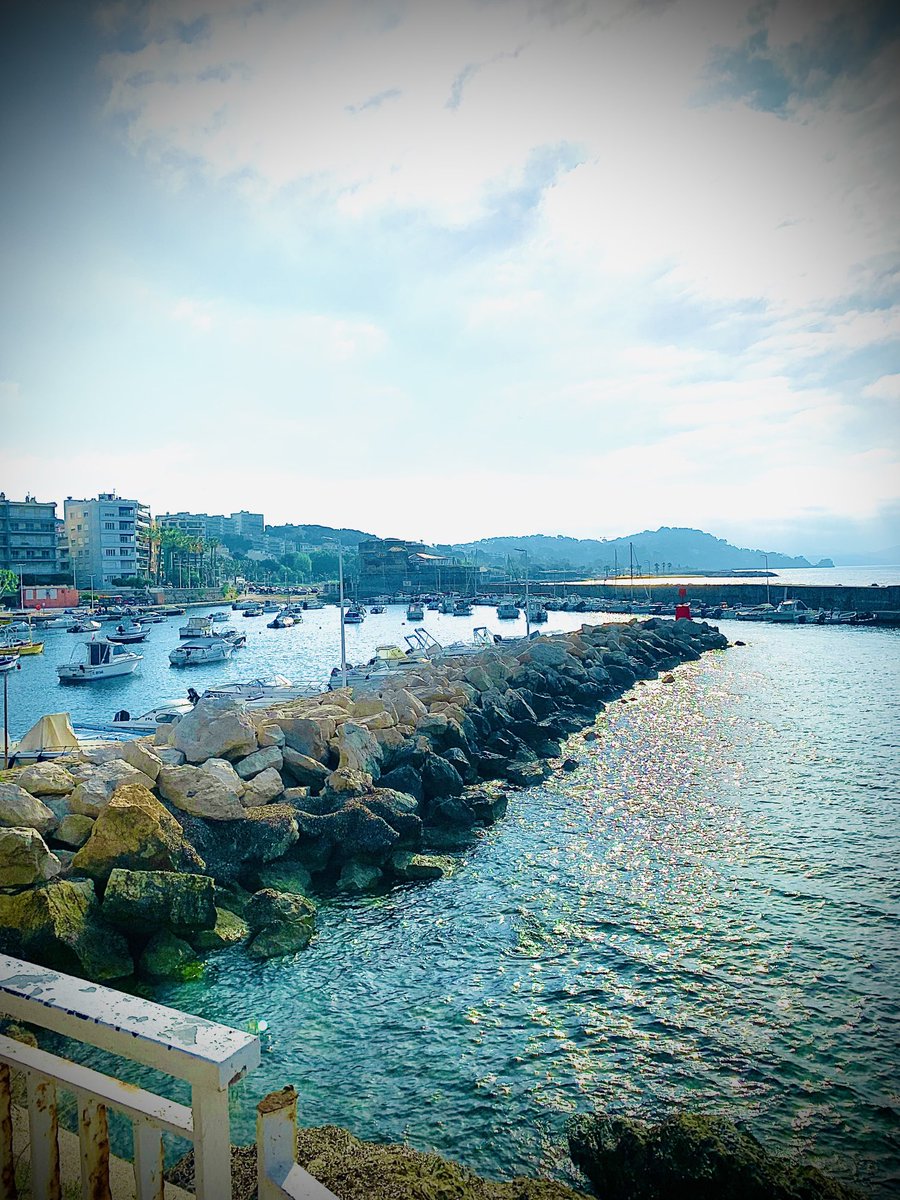 #LeCalmeAvantLaTempête