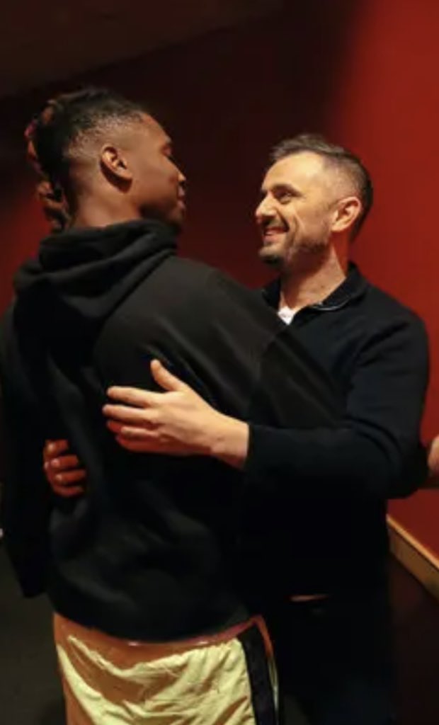 Gary Vaynerchuk tweet media