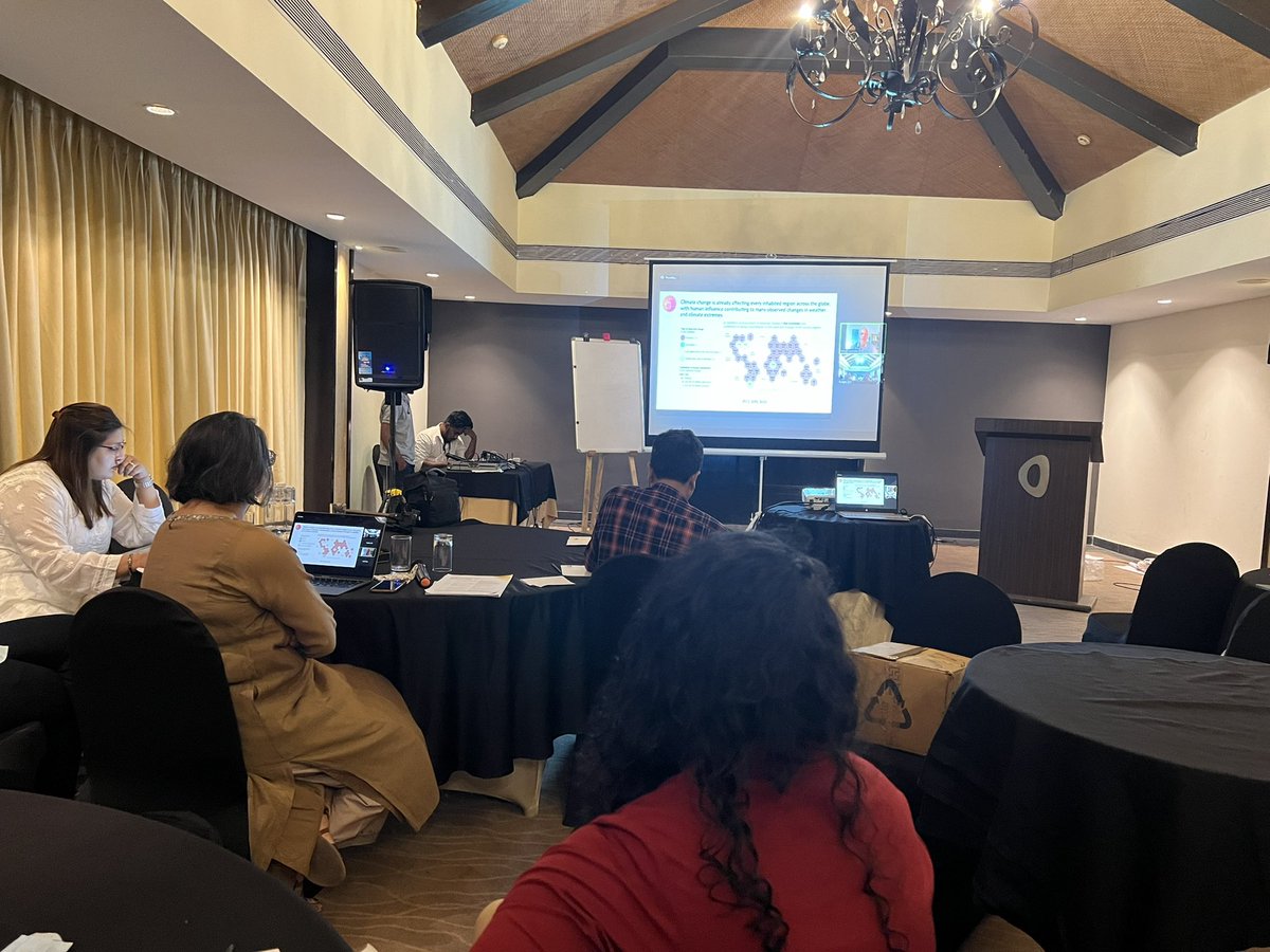 KomalGautham's tweet photo. #climatetrends workshop to understand heatwaves and it’s impact. #goa #workshop #heatwaves #goobalwarming @ClimateTrendsIN @IPCC_CH https://t.co/9fH8OHUlIg