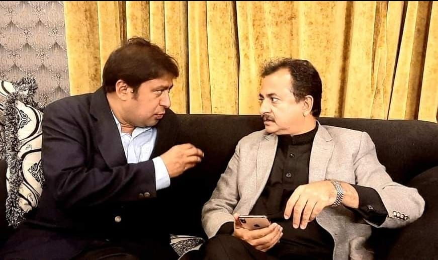palhali's tweet photo. سندھ حکومت کی طرف سے اپوزیشن لیڈر سندھ حلیم عادل شیخ پر دو جھوٹے مقدمات داخل ھونے کی سخت لفظون مین مذمت کرتے ھین - 

مھذب معاشرہ عام پبلک ایسے اقدامات کو ھرگز اچھا نھین سمجھتی
بلاول بھٹو صاحب آپکی پار��ی کو ایسے اقدامات سے پرھیز کرنی چاھئے https://t.co/AZSSeMyXMB