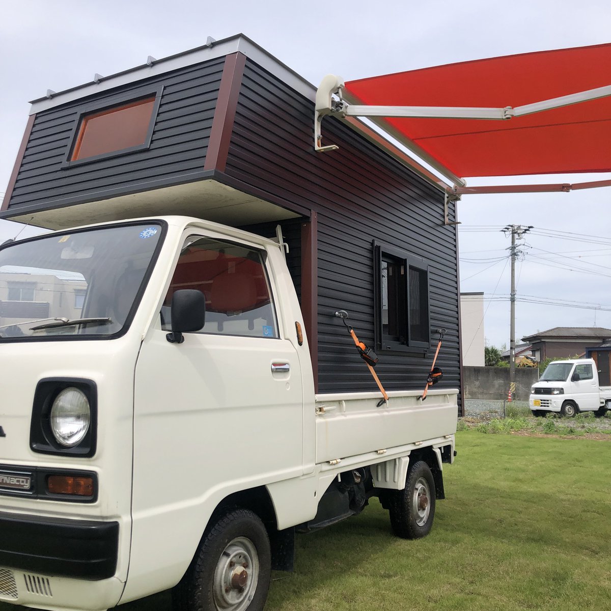 45 割引 大工さん手作り 軽トラで積載移動 設置もok 積み下ろし可能 ナチュラルなモバイルハウス キャンパーシェル サウナ仕様 試験運転済み Www Psl Ee