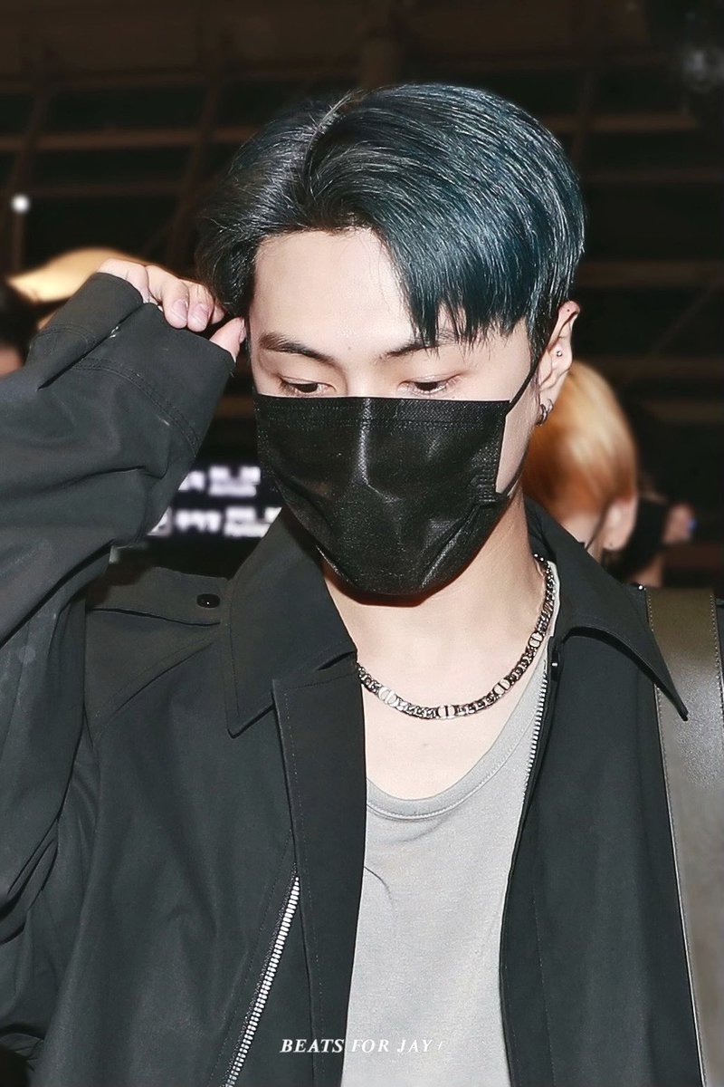 BEATSFORJAY's tweet photo. 220513 인천공항 출국

Jay is the moment.

#JAY #제이 #ENHYPEN  #엔하이픈  #ENHYPEN_JAY #엔하이픈_제이 https://t.co/mAOtj0ebOz