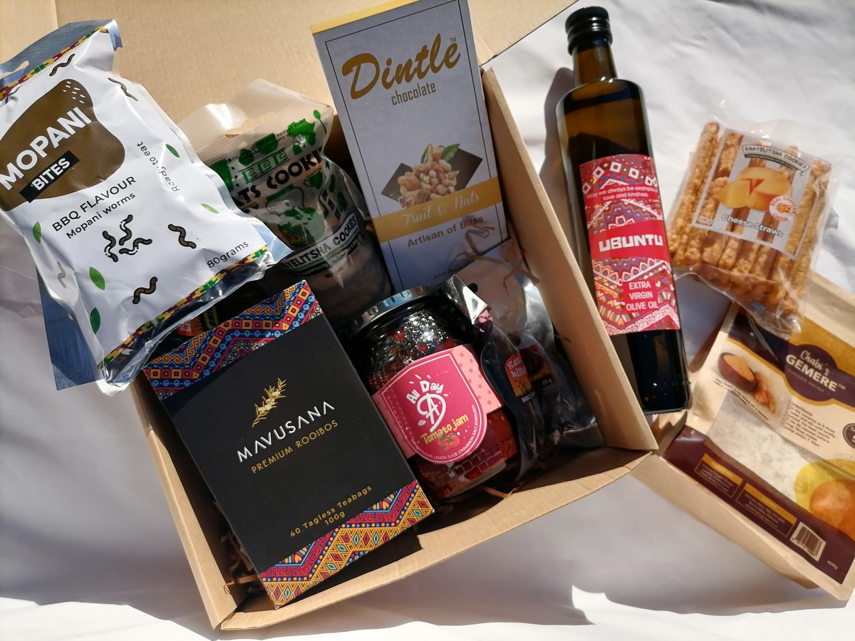 MangoyiM's tweet photo. Township Food Tour Box.
A collection of local favorite foods from local businesses, to bring you some of the countries finest tastes and products. 
For foodie explorers, tourists or gifting loved ones. #DJSBU https://t.co/seEwoxLRhA