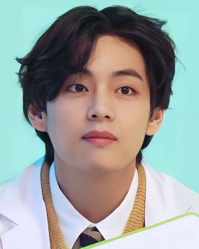 SchistikovaNata's tweet photo. Спасибо, Тэхён, за прекрасные пейзажи твоей души!
#Singularity
#4YearsWithSingularity
#V of @BTS_twt
#V_ChristmasTree
#ChristmasTree
#풍경1200일_축하해
#네시1800일_축하해
#1200DaysOfScenery
#1800DaysWith4oClock https://t.co/BuDjmNGziv