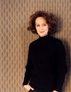 Happy birthday Francesca Annis. My favorite film with Annis is David Lynch s Dune. 