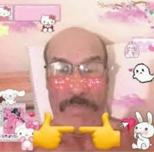 que75796703's tweet photo. Manden rule 34 de roblox y furros 😡 https://t.co/XzcHuugKep