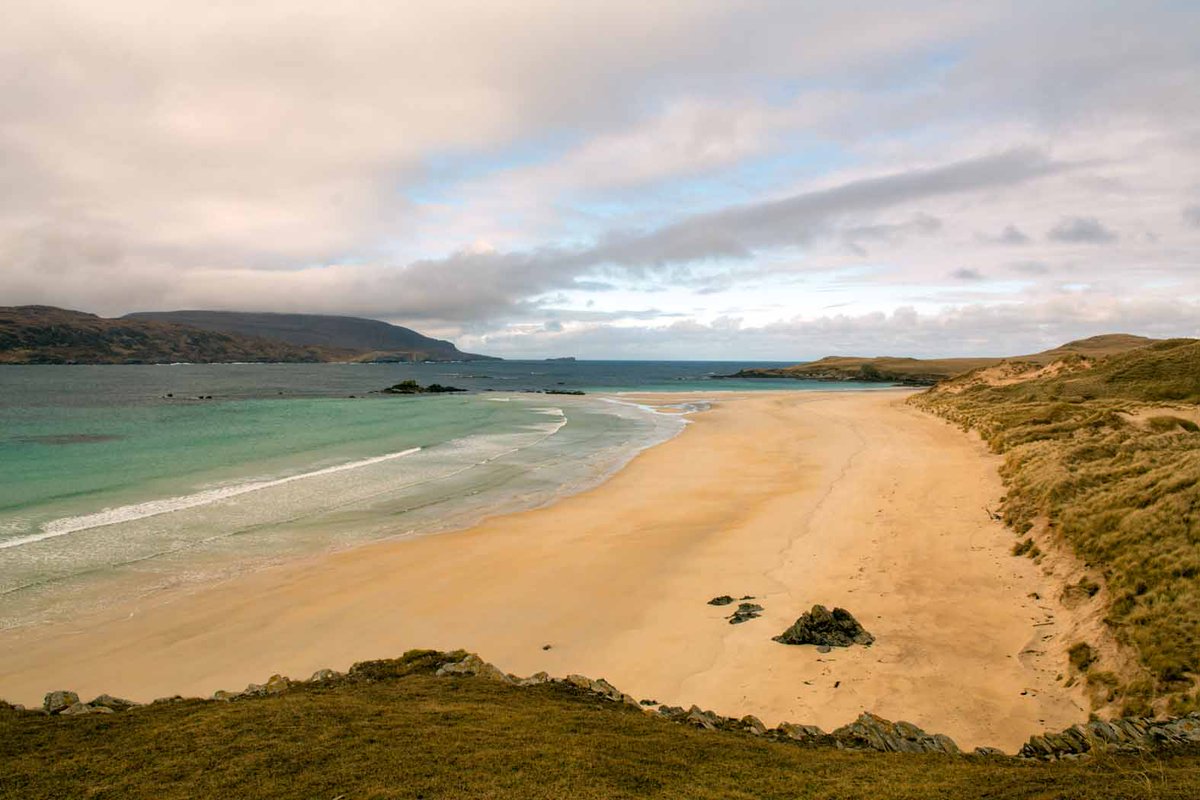 D_Houston's tweet photo. Balnakeil Beach
A wonderful spot for a beach walk &amp; swim, perhaps a puffin sighting or a game of golf @DurnessGolfClub overlooking the beach.  Breezily beautiful &amp; a great hot chocolate @cocoamountain afterwards. Check it out on the map.
🐾👣😊 https://t.co/KffYMKkFHD