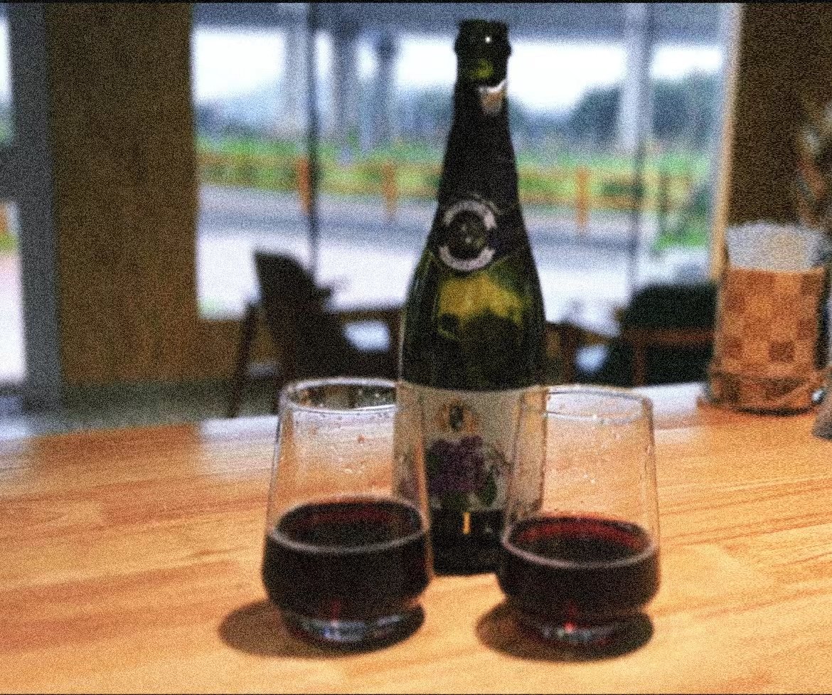 Modelqiqi's tweet photo. ☁️

Leisure  time ! https://t.co/yJclWtd85F