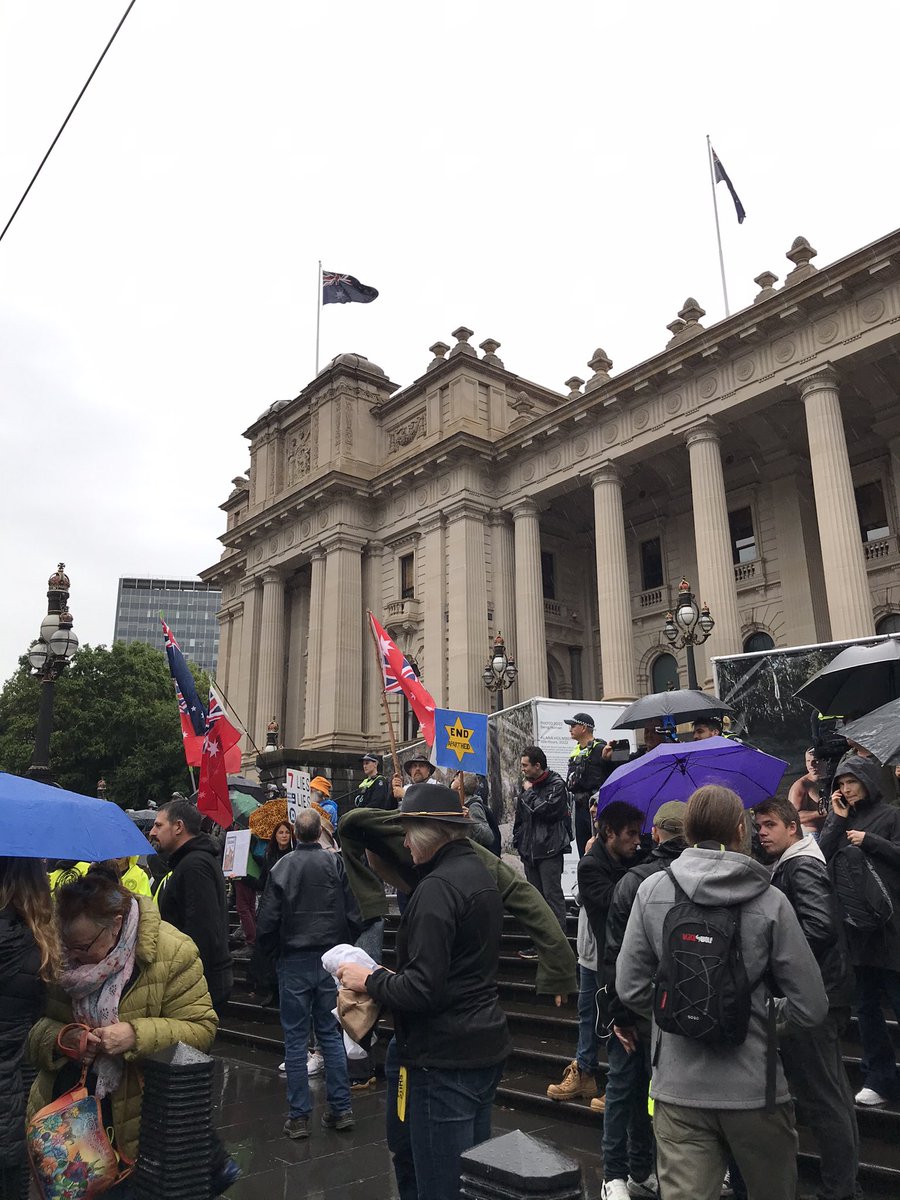 Kv0007freedom's tweet photo. #reclaimtheline #holdtheline #SackThemAll #melbourne https://t.co/tX8Ugd6pwm