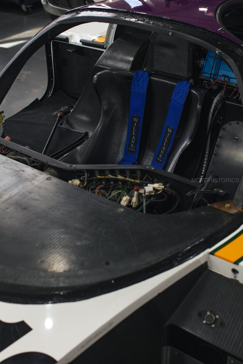 motohistorics's tweet photo. W O R K S H O P #Motohistorics #spaprep #XJR8 #silkcutjaguar #TWR #richardmeins #GRasia #spaclassic #addisonglass https://t.co/zK1yKrhFtR
