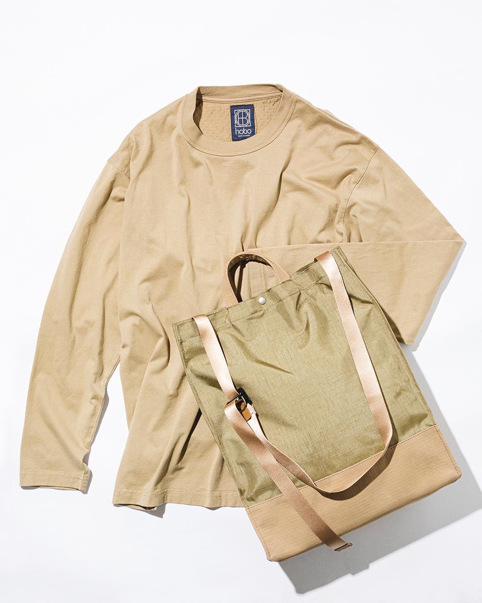 hoboOfficial's tweet photo. 2022 Spring Collection
⁡
■ EVERYDAY TOTE BAG with ECCO LEATHER
¥34,650 (tax included)
W34×H42×D10.5cm 14L 
made in Japan
⁡
■ ARTISAN L/S CREW NECK TEE COTTON JERSEY MATCHA DYED
¥14,850 (tax included)
S, M, L, XL
⁡
https://t.co/oWYM7pTiga https://t.co/UOBNNuSsDP