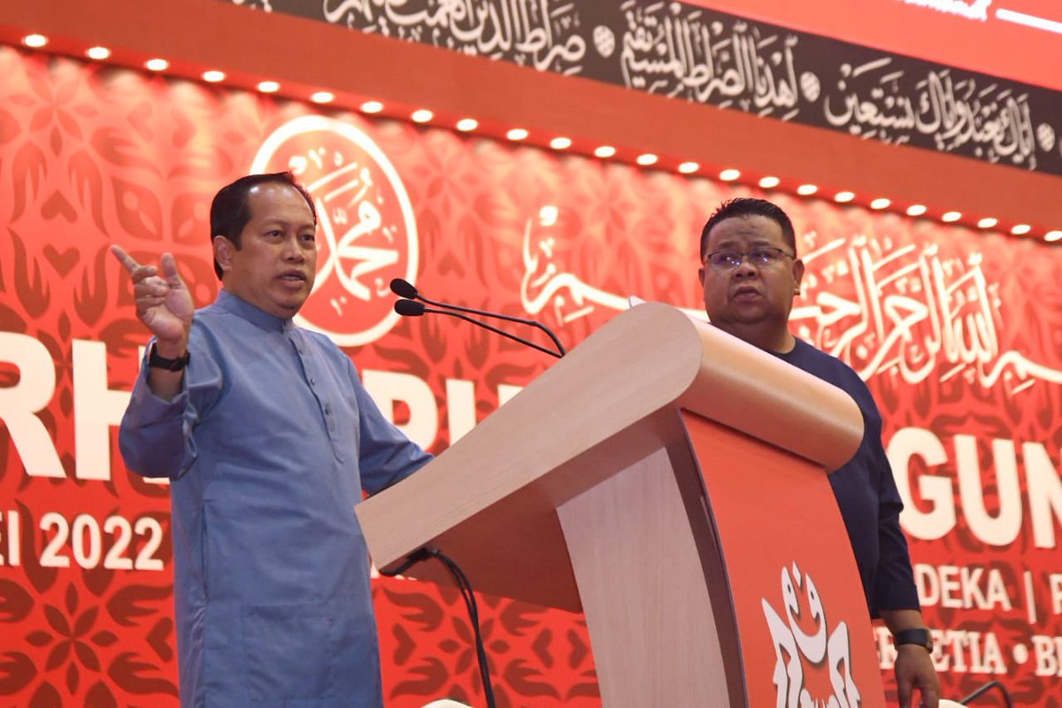 ahmadmaslan's tweet image. Perhimpunan Agung Khas #UMNO 15/5/22 diadakan di #DewanMerdeka #PWTC / #WTCKL. SOP tidak perlu penjarakan &amp;amp; 2666 perwakilan boleh berada dlm 1 dewan. Sambutan #HariRaya #Aidilfitri pula di Dewan Tun Razak 3 &amp;amp; 4 di Aras 4 serta di Dewan Tun Hussein Onn di Aras 2. Pakai baju Raya.