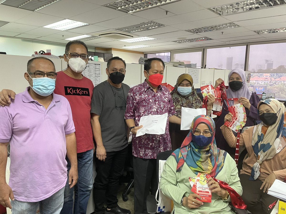 ahmadmaslan's tweet image. Perhimpunan Agung Khas #UMNO 15/5/22 diadakan di #DewanMerdeka #PWTC / #WTCKL. SOP tidak perlu penjarakan &amp;amp; 2666 perwakilan boleh berada dlm 1 dewan. Sambutan #HariRaya #Aidilfitri pula di Dewan Tun Razak 3 &amp;amp; 4 di Aras 4 serta di Dewan Tun Hussein Onn di Aras 2. Pakai baju Raya.