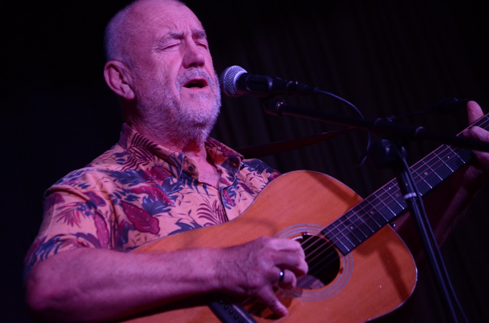 Bob Fox, the songman, at the Roots Music Club tonight. #bobfox <a href="/bobfoxmusic/">Bob Fox</a>