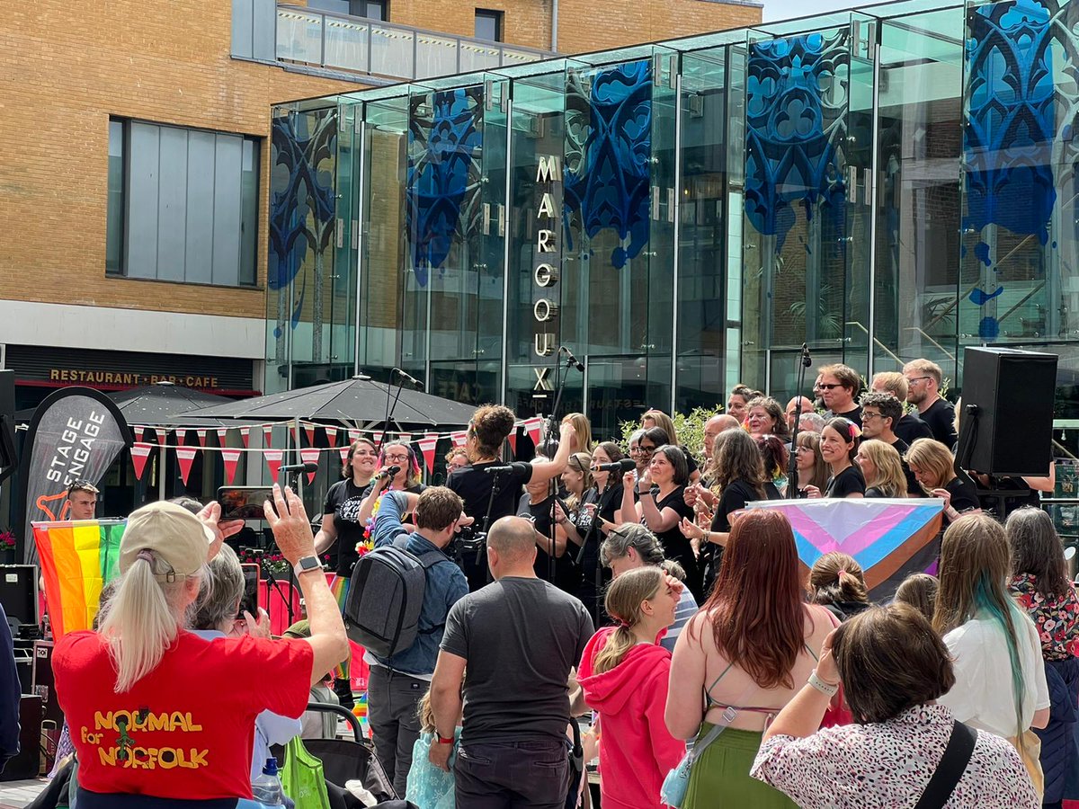 Stage Engage tweet media