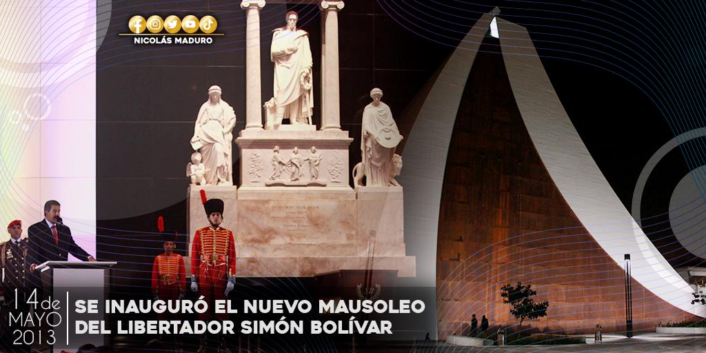 NicolasMaduro's tweet photo. Cada vez que visitamos el Mausoleo donde reposan los restos del Libertador Simón Bolívar, las y los patriotas que llevamos en alto su pensamiento, nos conectamos con su gesta heroica. A 9 años de la inauguración de esta obra, ratificamos: ¡Viva Bolívar! https://t.co/R60p3pYfP5