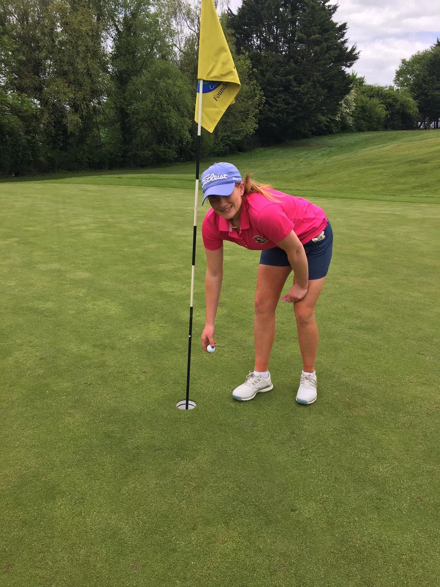 Hole in 1 for Rachel Kelleher today in Mallow. Well done Rachel 👏🏻👏🏻👏🏻👏🏻
