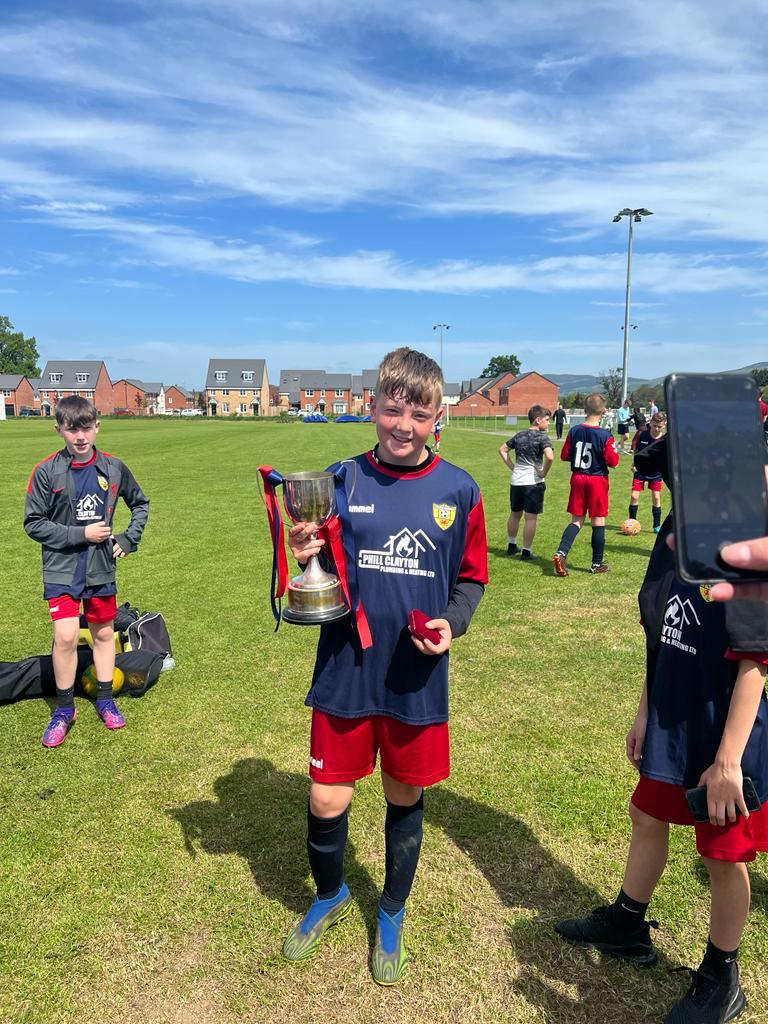 lisalloydjones's tweet photo. Congratulations Mynydd Isa Dragons NEWFA U12s cup winners 21/22 @Isafootballclub @argoed_PE @ElfedPEdept @MynyddIsaYouth https://t.co/q6xdMtCNSZ