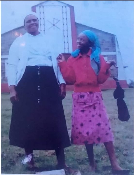 HalimaKiongozi's tweet photo. Sabina Chege was not born with a golden spoon. She has never been a wash wash and has no corruption scandal. This is why the country is saying @SABINACHEGE for deputy president. #RaiBina https://t.co/Om0iZ7mmlr