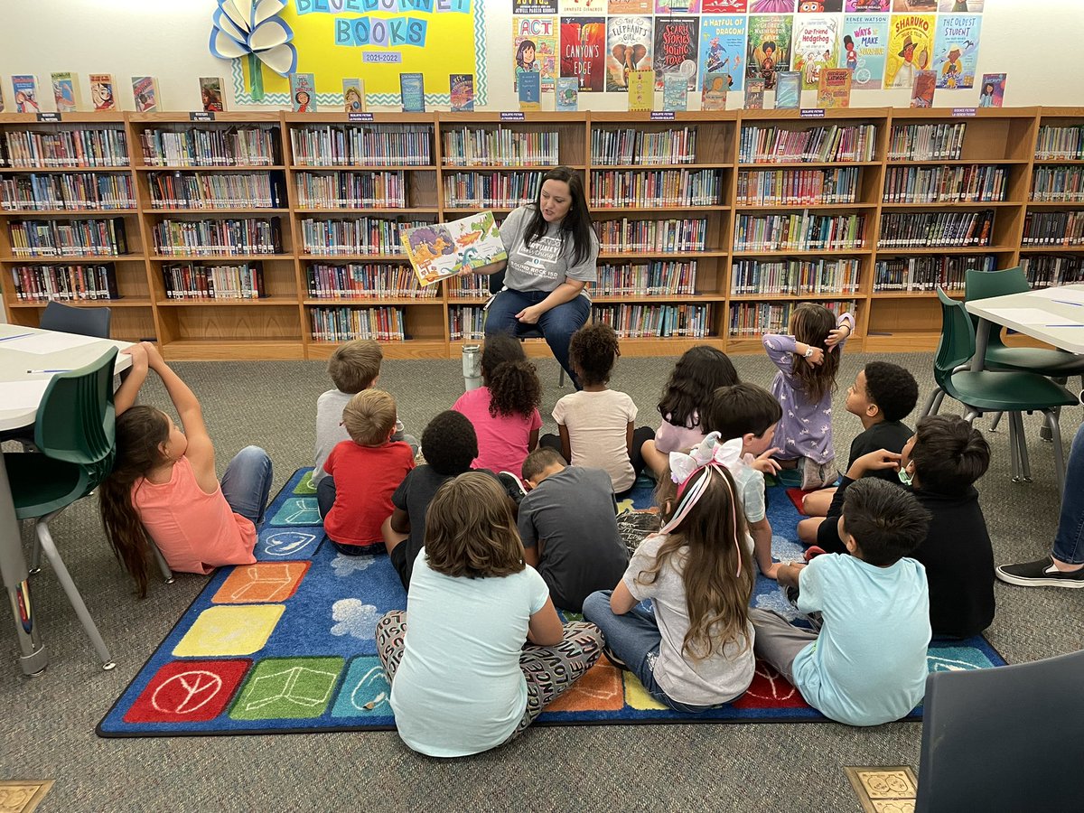 Callison Elementary Library tweet media