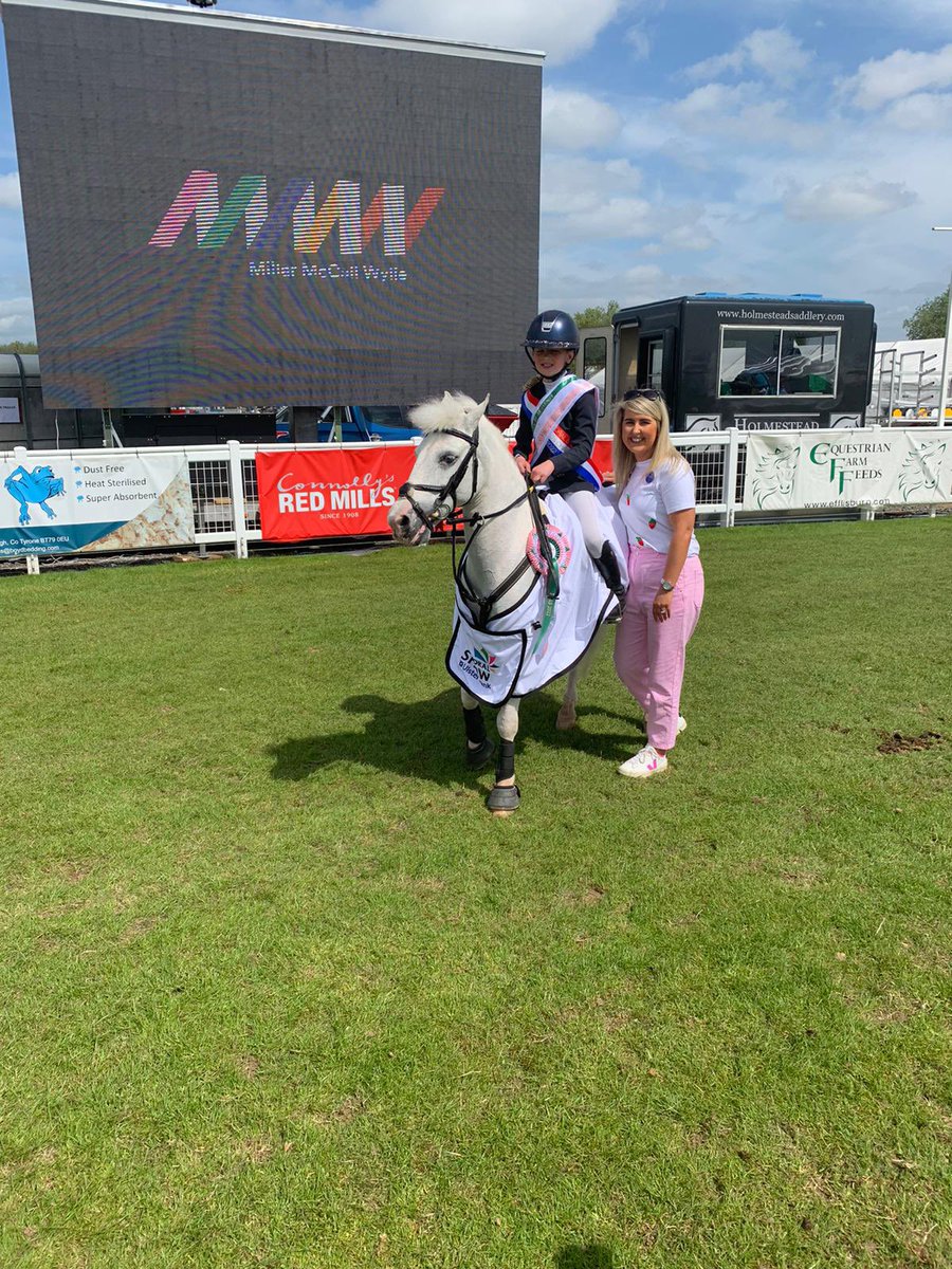 Congratulations to Lucy Kent on Grantstown Snoopy winning the <a href="/MMWlegal/">Millar McCall Wylie</a> U-10 Championship at @balmoralshow ! A perfect day for it and well done to everyone who took part 👏