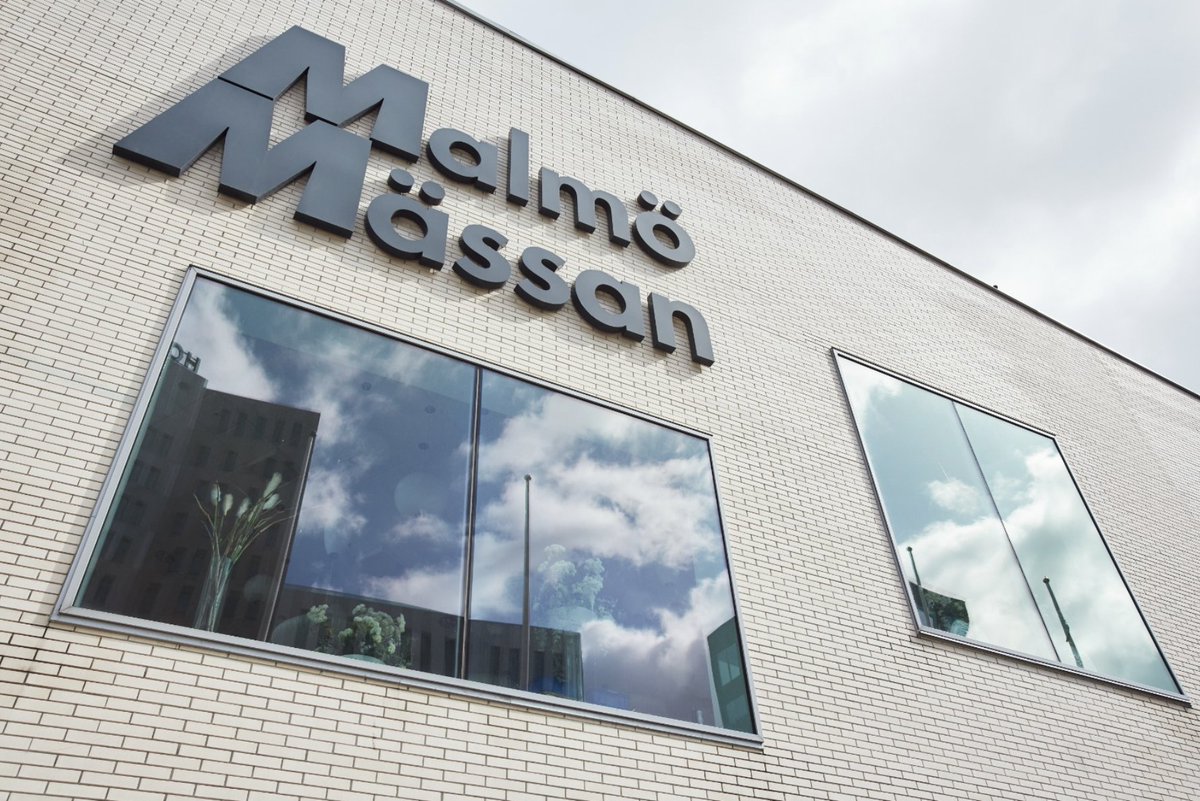 RadiodaysEurope's tweet photo. Welcome to the MalmöMässan Exhibition &amp; Congress Center for #RDE22... 

🚶🚶‍♀️ The venue is a 300 metre walk from Hyllie station
🏨 It's opposite the Malmö Arena Hotel
📍 And the address is Mässgatan 6, 215 32

All the information is here: https://t.co/J6DxEFjqDV https://t.co/lho5JZE25E