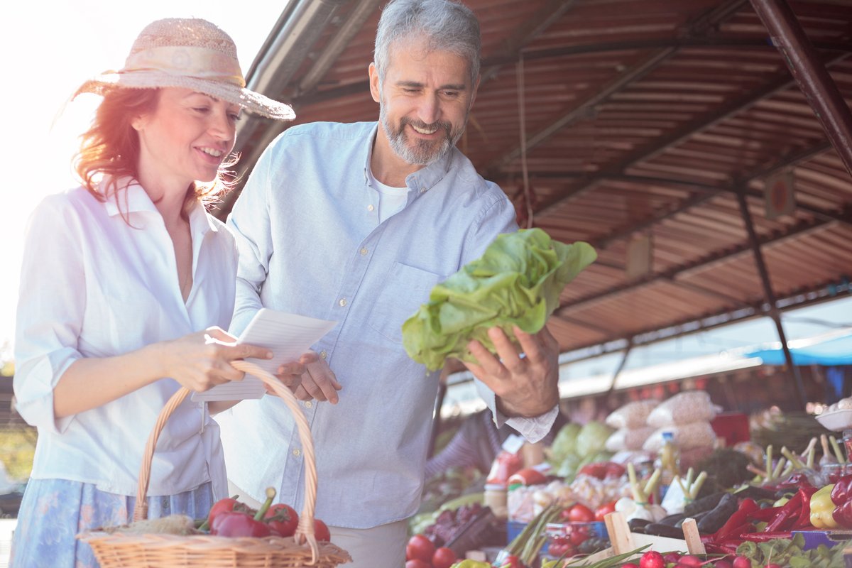From farm to plate the St. Catharines Farmers Market has you covered
Open Saturdays, 7am-1pm, offering local:
🍯Preserves
🥦Produce
🥖Baked goods
🌷Flowers
🧉Sauces
🙌And so much more
Market Square: 90 King Street
Details at stcatharines.ca/Market