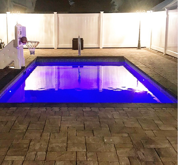 CambridgePavers's tweet photo. Perfect petite patio! Amazing job by  Mezzacappa Concrete #cambridgepavers #cambridgepoolpatio #spring2022 https://t.co/nKPMTpXLmM