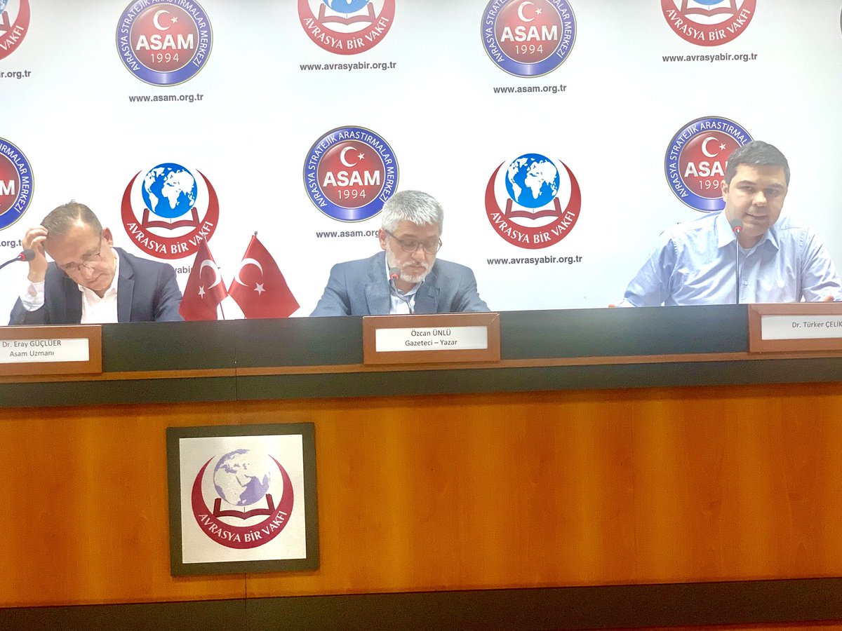 aydinagaoglu's tweet photo. ŞİMDİ BAŞLAYAN "BÖLGESEL JEOPOLİTİK GELİŞMELER VE ABD'NİN UKRAYNA SAVAŞI" BAŞLIKLI KONFERANSIMIZI AŞAĞIDAKİ LİG'DEN CANLI İZLEYEBİLİRSİNİZ
https://t.co/i1g8uJmoq4 ⁦@avrasyabirvakfi⁩ ⁦@sgulbahar⁩ ⁦@tukonfed⁩ ⁦@cpamuk34⁩ ⁦@OmerOzkayax⁩ ⁦@satyagrha https://t.co/PlzSOKOGcb
