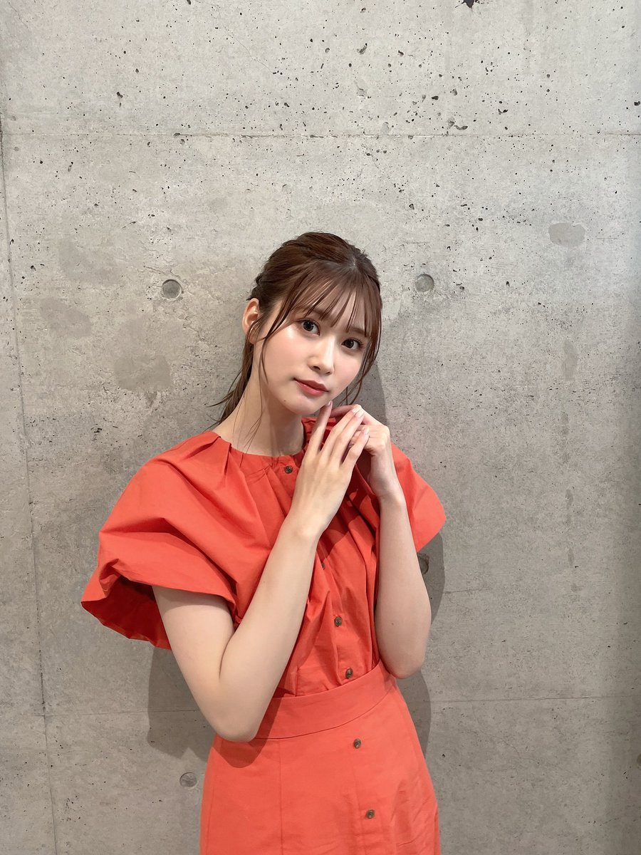 生見愛瑠 (めるる)の私服 Rakuten GirlsAward 2022 SPRING/SUMMERの