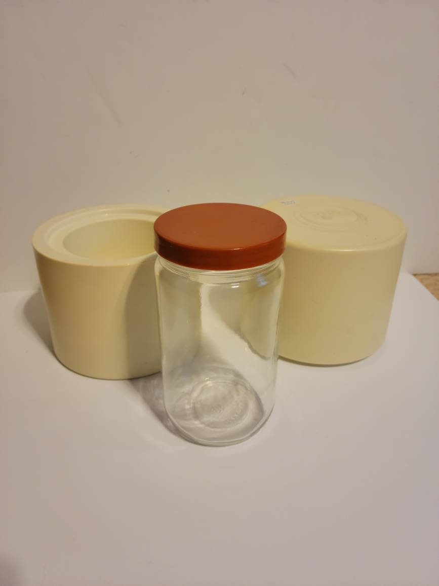 jndahl's tweet photo. Excited to share the latest addition to my #etsy shop: Vintage Solait cultured food cooker, yogurt maker https://t.co/QPXsGHNjcp https://t.co/1pKUbSgA14