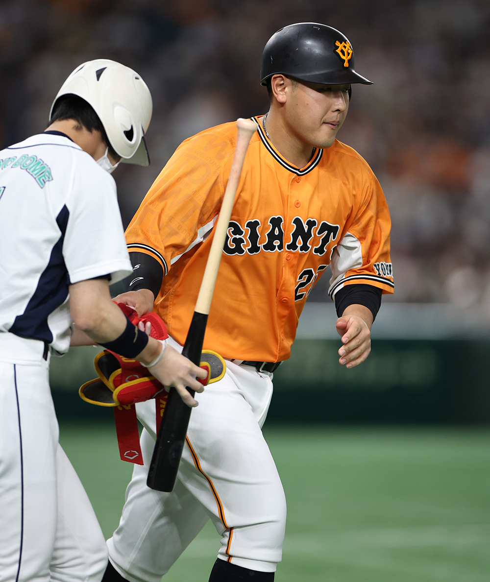 男性に人気! 岡本和真 読売ジャイアンツ 巨人 侍ジャパン topps now