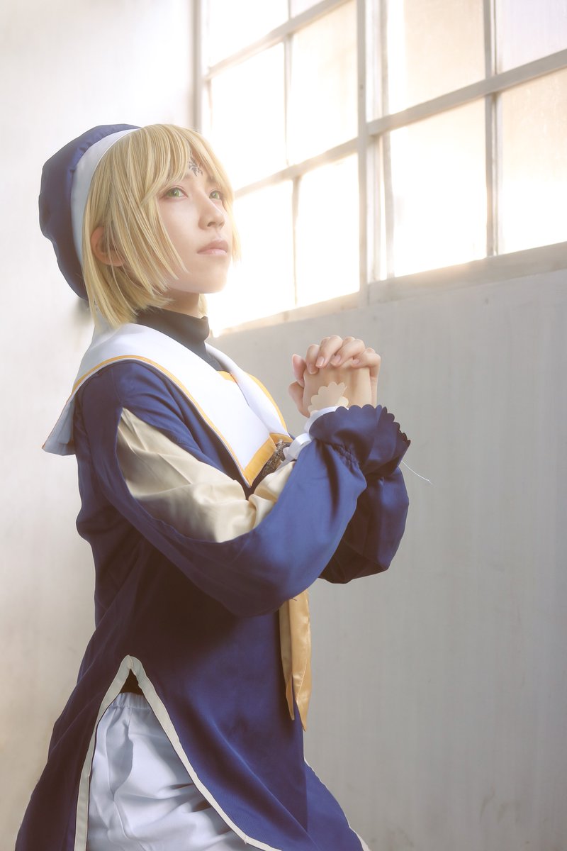Cosplay / mhyk】 中央の魔法使い：リケ ⠀祈り photo.. 流 #まほやく_cos