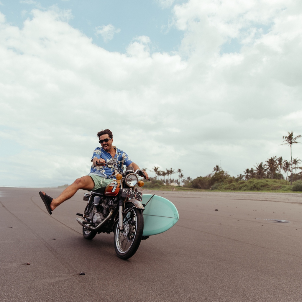 Deus Ex Machina Indonesia (@deusbali) on Twitter photo If you're into having fun then get out in the sun and into the new Deus Havana Shirt.
Photos by <a href="/diditprasetyoa/">Didit Prasetyo Adiwibowo</a>
#deusexmachina
#deusoriginalpride
#inbenzinveritas If you're into having fun then get out in the sun and into the new Deus Havana Shirt.
Photos by <a href="/diditprasetyoa/">Didit Prasetyo Adiwibowo</a>
#deusexmachina
#deusoriginalpride
#inbenzinveritas