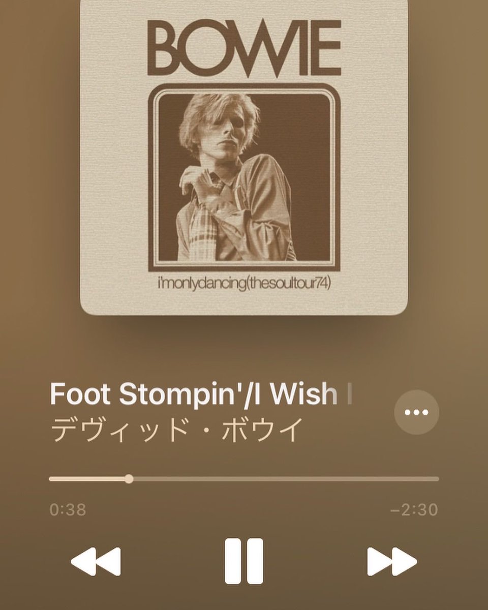 kumaichan901t's tweet photo. THE FLARES
DAVID BOWIE
the FlaresのFoot Stompin' 最初に出会ったDOO-WOP。聴いた時は鳥肌立ちましたね!これまたデヴィッドボウイが74年のライブのカバーを聴いた時には、ヤバすぎてヤバすぎて!とにかくヤバかった!
#theflares
#davidbowie
#footstompin https://t.co/c9tfgfI2Vg