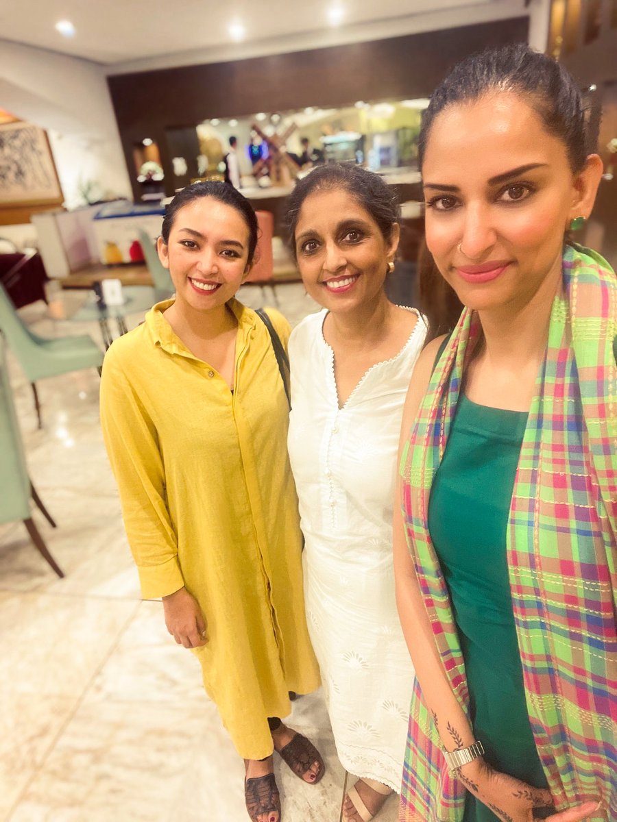 Nadia Bukhari tweet media