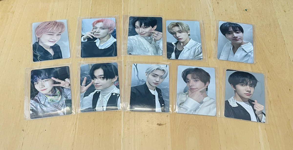 Enhypen Senkou Random PC Giveaway! 

- Follow me
- RT / QRT &amp; like this tweet
- Comment a screenshot of your chosen PC from the photo below

The winner must be willing to shoulder the LSF &amp; PF.

1 winner will be announced in 48 hours. Thank you!